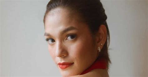 Andrea Torres posts stunning photos online; announces launch .